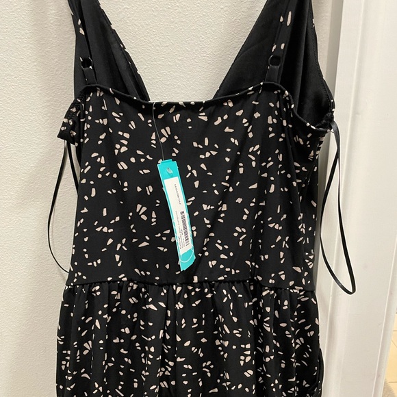 Brand new pant romper, stitchfix, size XSP - Picture 3 of 4